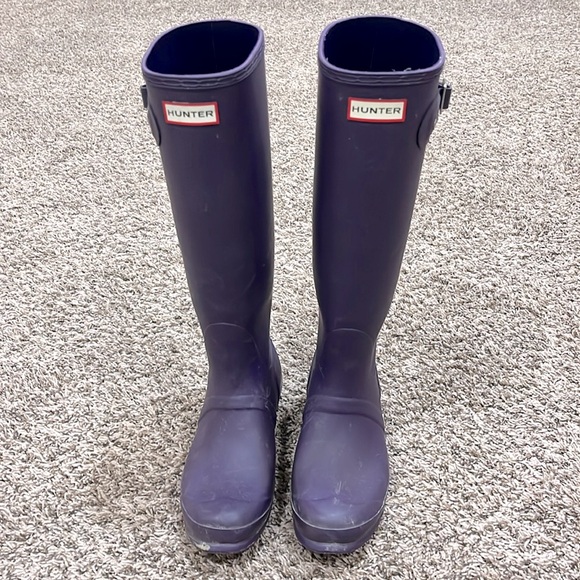HUNTER original tall boots 💜 - Picture 2 of 11
